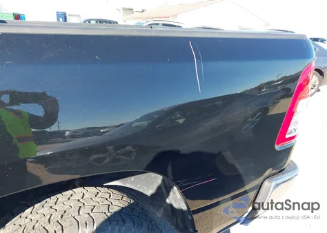 2021 Ram 1500 Big Horn 4X4 5'7 Box из США, поврежденный, VIN 1C6SRFFT7MN599174